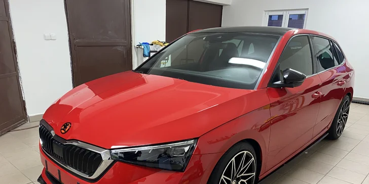 Používané přípravky šetří povrchy a provoní celý interiér auta.