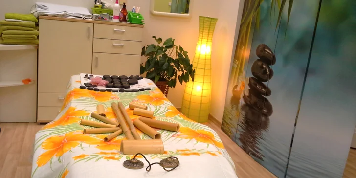 U všech procedur máte v ceně odlíčení, peeling, masku dle typu pleti a závěrečné ošetření pleti s nanesením séra a krému jak v okolí očí, tak na celý obličej. 