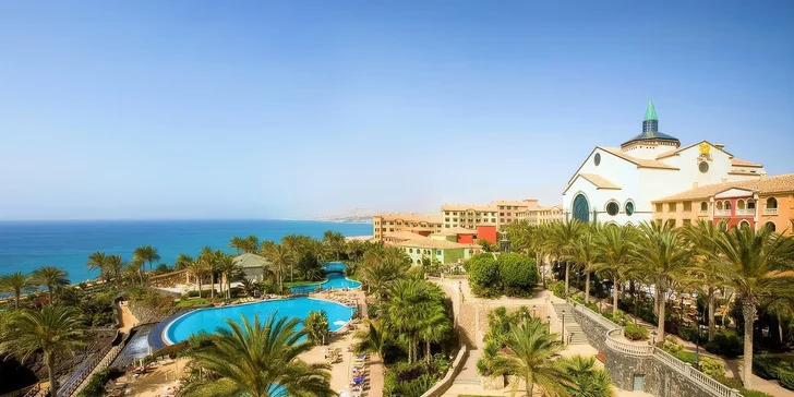 Letecký zájezd na Fuerteventuru: 4* hotel R2 Rio Calma s bazény a jídlem, 15 min. od pláže