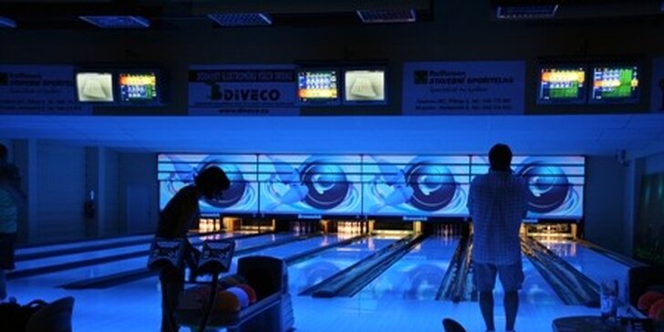 Romantika a zábava pro dva v Bowling Cihelna