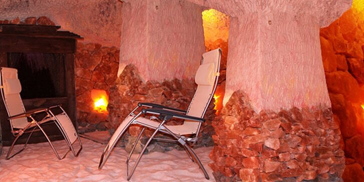 Blahodárný pobyt v jeskyni z himálajské soli