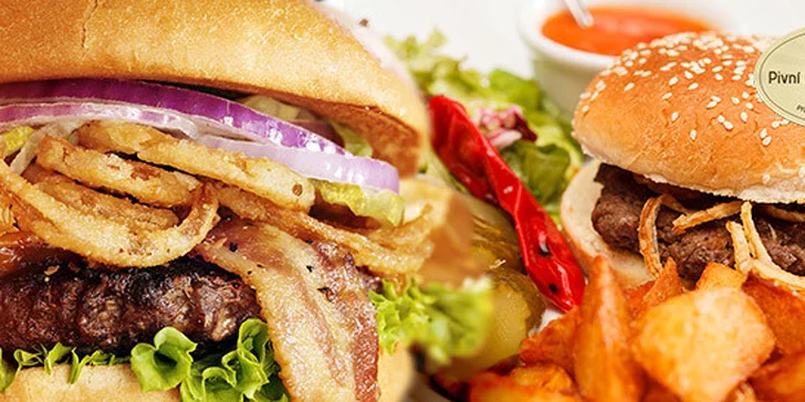 Jakékoli čtyři burgery v pivním baru Marley