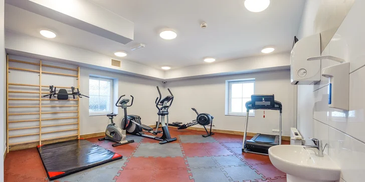 Fitness centrum můžete využívat neomezeně. 
