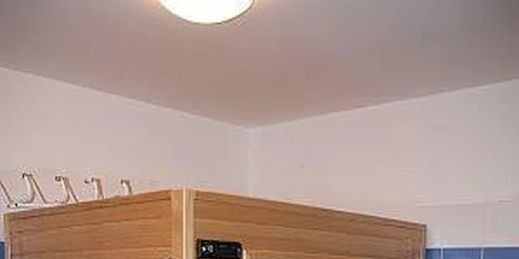 V infrasauně budete moci odpočívat dle libosti, kdykoli si také zahrajete ping-pong. 