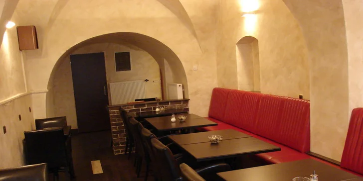 Dvoje italské těstoviny, pizzy, rizota nebo saláty
