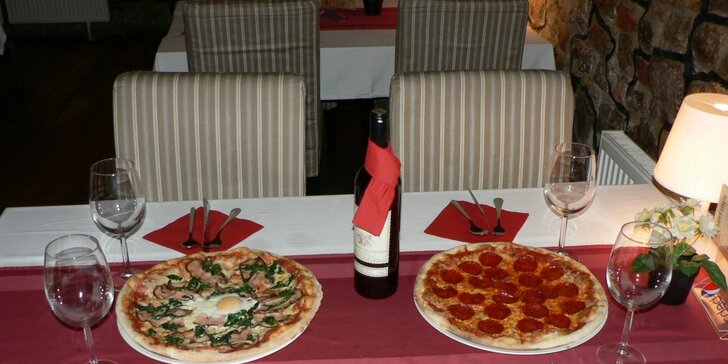 Tradiční italské speciality: pizza, pasta, salát nebo rizoto dle výběru