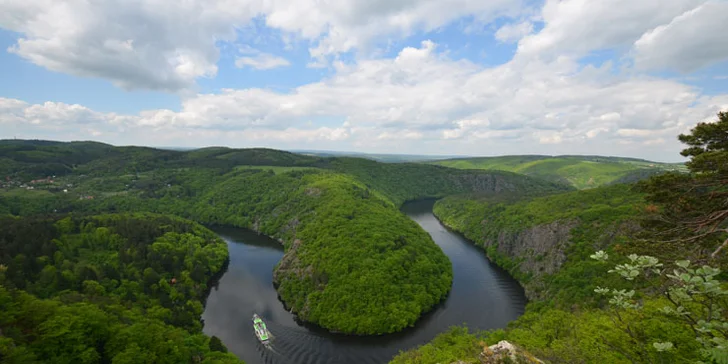 Úžasná plavba na Slapy historickým parníkem