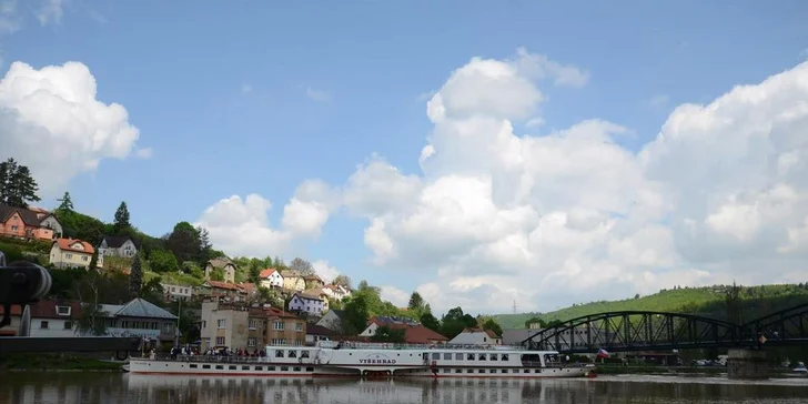 Úžasná plavba na Slapy historickým parníkem