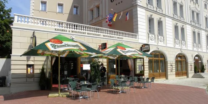 Romantická noc či 3denní odpočinek v apartmánech pro dva v Žatci