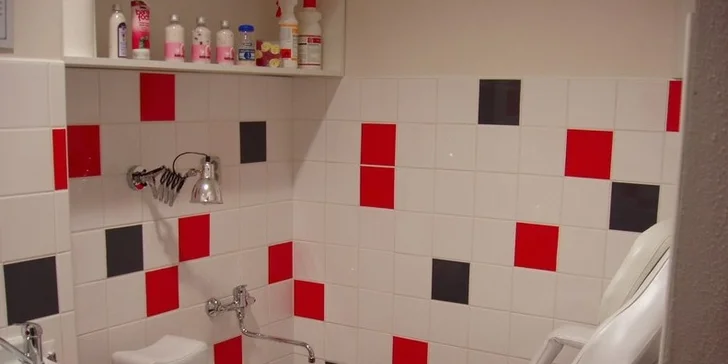 Lázeňská pedikúra s parafínovým zábalem