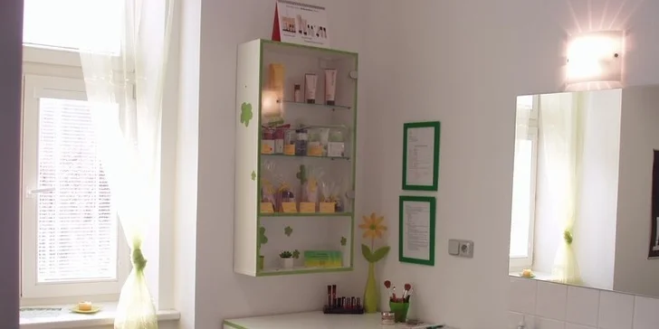 Lázeňská pedikúra s parafínovým zábalem
