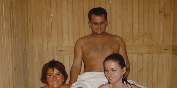 Romantická noc s wellness a lahví sektu
