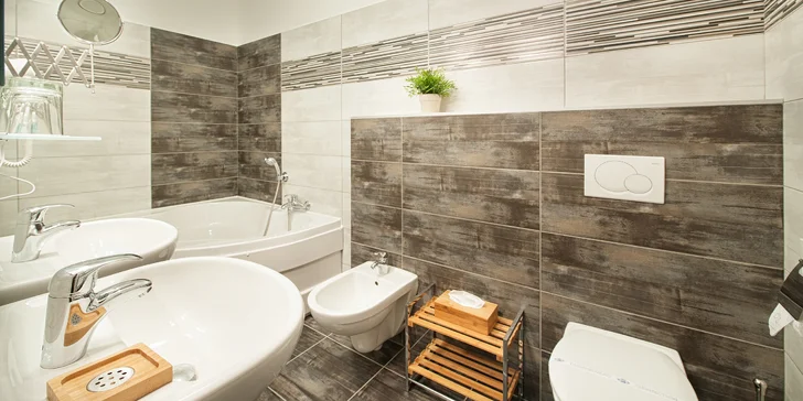 Takhle vypadá koupelna v luxusním apartmá. 