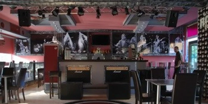 Svačinka pro dva v The Legends Rock Cafe