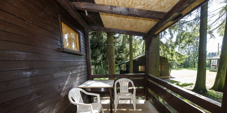 Za příplatek si můžete dopřát bungalov s vlastní koupelnou a toaletou.