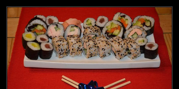 Velké sushi menu (42 ks) s sebou