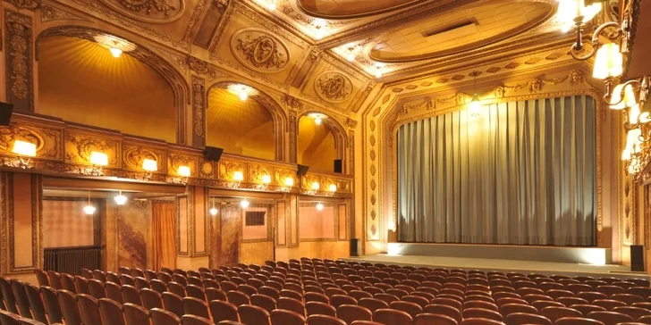 Dva lístky na animovaný 3D film Kocour v botách. Sledujte osudy zlobivého kocourka z období, než se potkal se Shrekem!