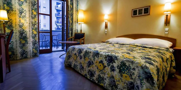Blízko jejího centra stojí hotel Corvin, v jehož budově Sissi*** se ubytujete.