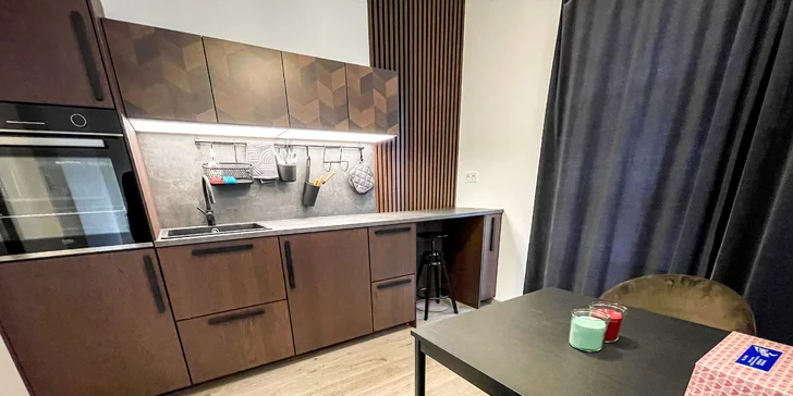Apartmán disponuje plně vybavenou kuchyní, ve které si uvaříte všelijaké pochoutky.