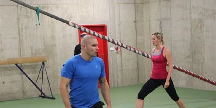 10 účinných indoor tréninků Hammer Strength