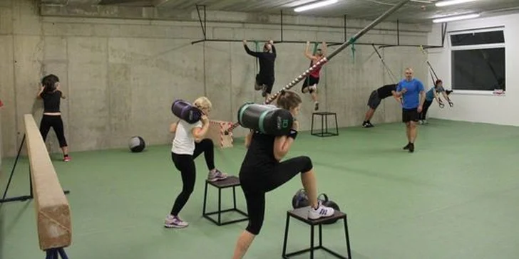 10 účinných indoor tréninků Hammer Strength