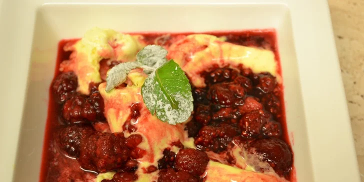 Káva a zákusek pro dva v pizzerii State of Art