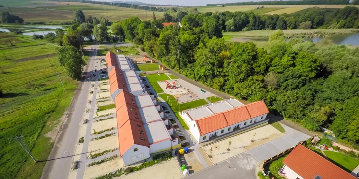 Bydlet budete v moderních apartmánech Belveder v Hlohovci, který sousedí s Valticemi i Lednicí.