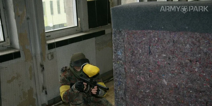 Zábavná paintballová střílečka s kupou kuliček