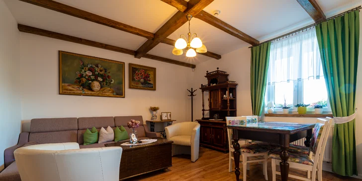  Apartmány pre 3–6 osôb majú naviac rozkladaciu pohovku, ktorá je vhodná ako prístelka.