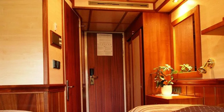 Jarní romantický pobyt na palubě Florentina Boat