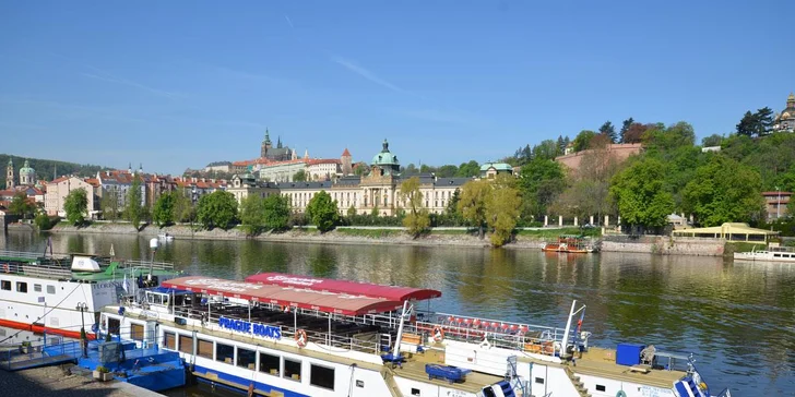 Jarní romantický pobyt na palubě Florentina Boat