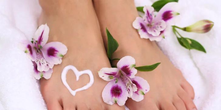 Spa pedikúra je to nejlepší, co si vaše nožky můžou přát.