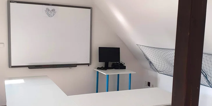 Jde o skvělou příležitost pro děti užívat si prázdnin, přitom se naučit angličtinu a najít nové kamarády.