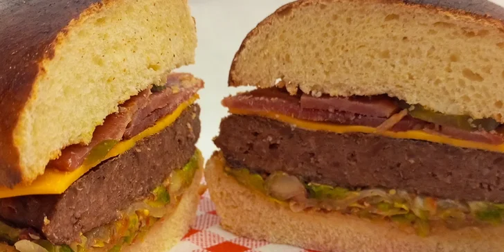 Nechce se vám ani nikam chodit? Za příplatek vám vše dovezou až domů (po Zlíně a blízkém okolí, pokud by byl rozvoz dál, kontaktujte restauraci před zakoupením voucheru).