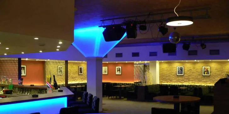 XXL Mojito nebo Cuba Libre pro 8 lidí