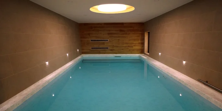 Čekají vás tu dny plné výletů, sportu i relaxace. Do hotelového bazénu s protiproudem máte všichni každý den zajištěný 40min. vstup.