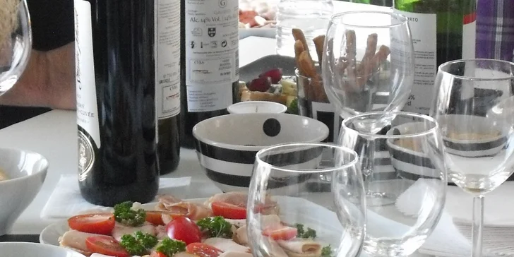 Degustace Portských vín s ochutnávkou luxusní čokolády z celého světa a sladkých dezertů