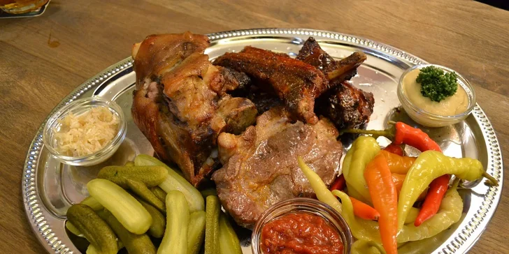 Mix grill a 2 plzně v nové restauraci Zubajda!