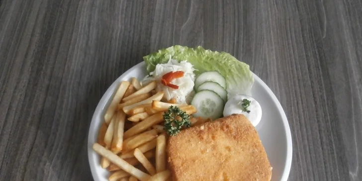 Smažený sýr, hranolky a tatarka pro 2 v centru Brna
