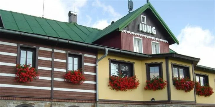 Jarní pobyt pro páry nebo rodiny s polopenzí v Malé Úpě