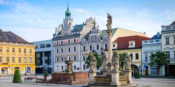 Budete bývať kúsok od očarujúcej synagógy a len 5 minút chôdze od centrálneho Karlovho námestia.
