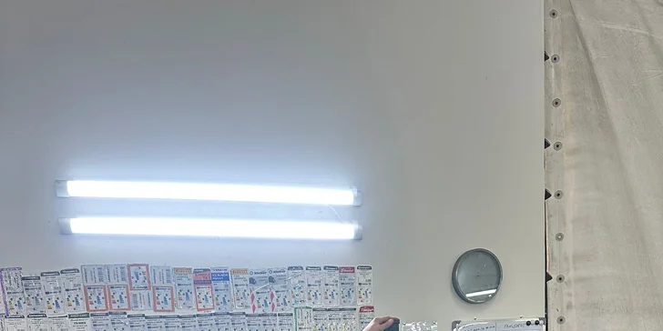 Součástí voucheru je sundání stávajících kol, kontrola, dohuštění, vyvážení jiných kol a nasazení na vozidlo. 