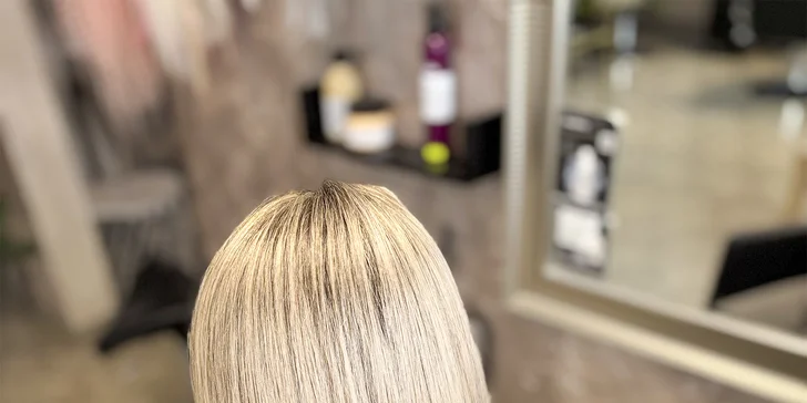 Zkroťte je díky keratinové kúře L'Oréal Alpha Sleek v salonu Sen.