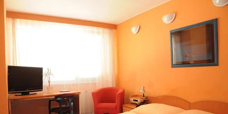 Jarní relax s polopenzí pro dva na jižní Moravě