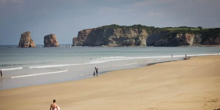 Originální Surf Camp na vlnách Atlantiku v krásné Francii