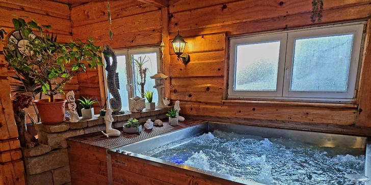 Ve wellness si užijete vířivku a saunu.