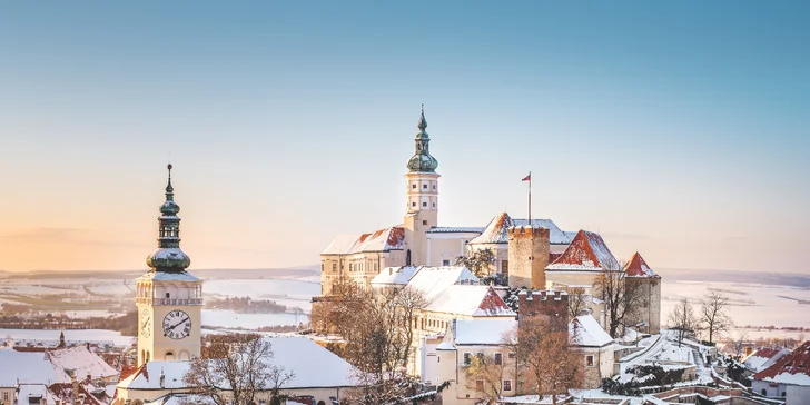 Mikulov také není daleko – stavte se na procházku.