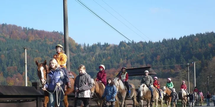 Velikonoce na farmě a ranči v Rajnochovicích