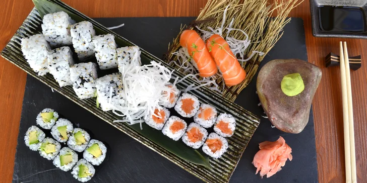 Až 44 kousků lahodného sushi v Sushi Duha: losos, avokádo i tuňák