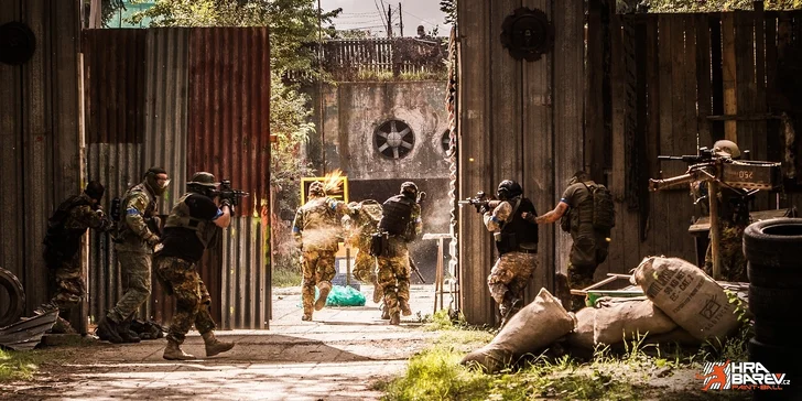 Paintball v největších areálech Evropy: akční hra plná taktiky a adrenalinu